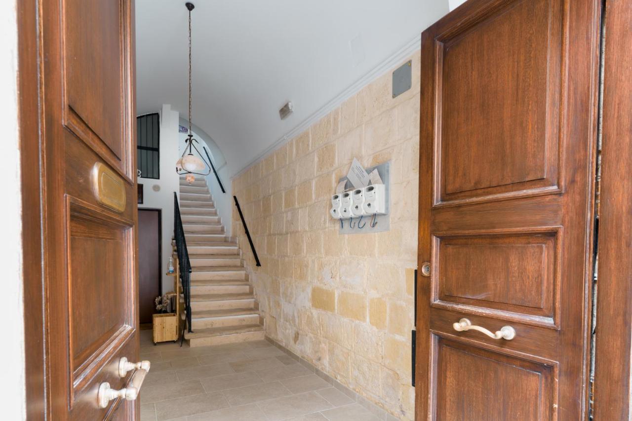 Guendalina Sweet Home - La Casetta Di Guendalina Trani Ngoại thất bức ảnh